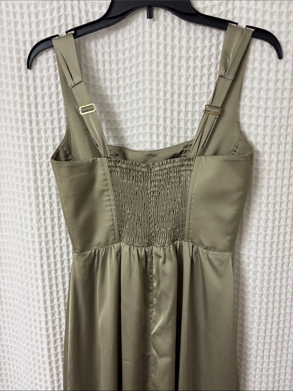 Show Me Your Mumu Nina Maxi Dress in Moss Green Luxe Satin Medium Corset - Picture 9 of 11